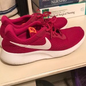 Nike women’s shoes